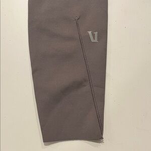 Vuori Gray Leggings